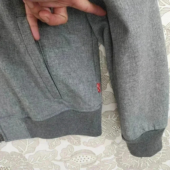 Levis Mens Grey Bomber Jacket Medium Polyester Casual Outerwear Full zip Mock - Picture 3 of 10